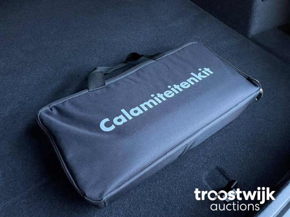 Porsche Taycan 4S Performance 84 kWh Auto