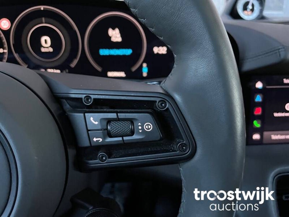 Porsche Taycan 4S Performance 84 kWh Auto