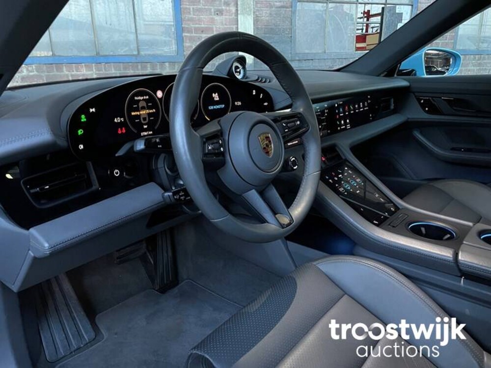 Porsche Taycan 4S Performance 84 kWh Auto