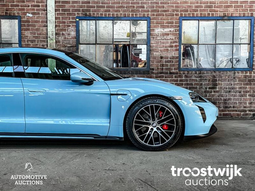 Porsche Taycan 4S Performance 84 kWh Auto