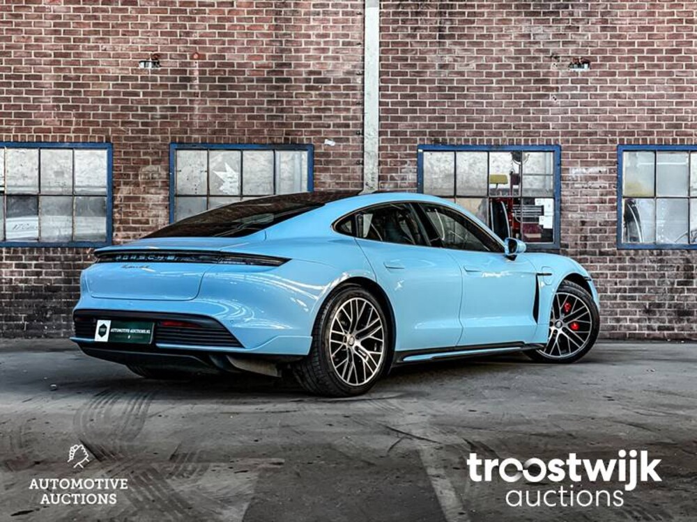 Porsche Taycan 4S Performance 84 kWh Auto