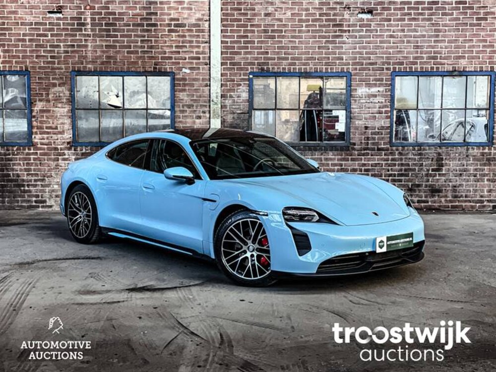 Porsche Taycan 4S Performance 84 kWh Auto