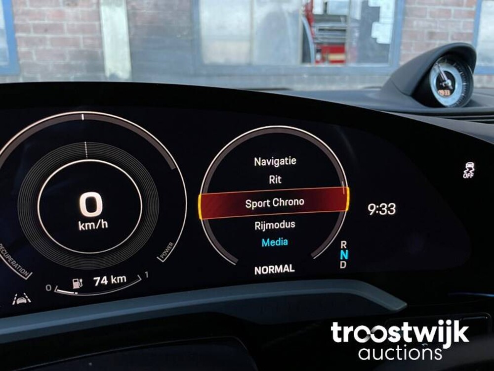 Porsche Taycan 4S Performance 84 kWh Auto