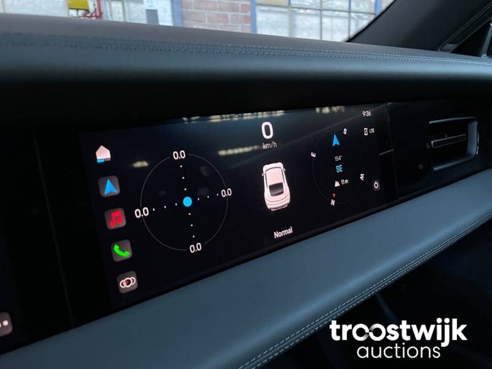 Porsche Taycan 4S Performance 84 kWh Auto