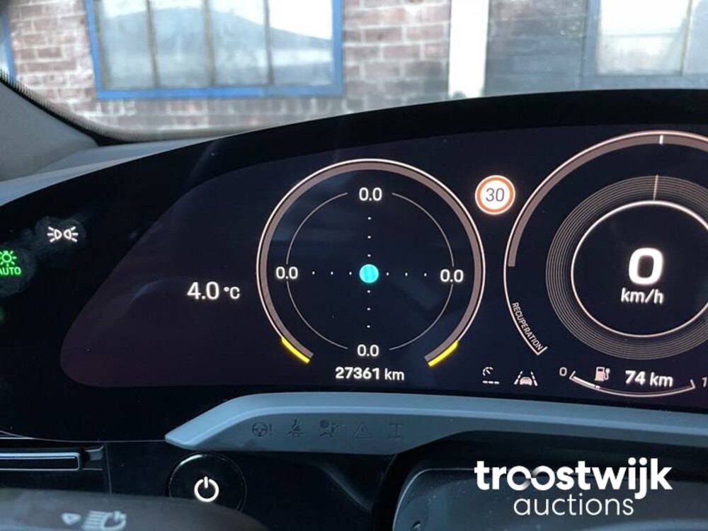 Porsche Taycan 4S Performance 84 kWh Auto