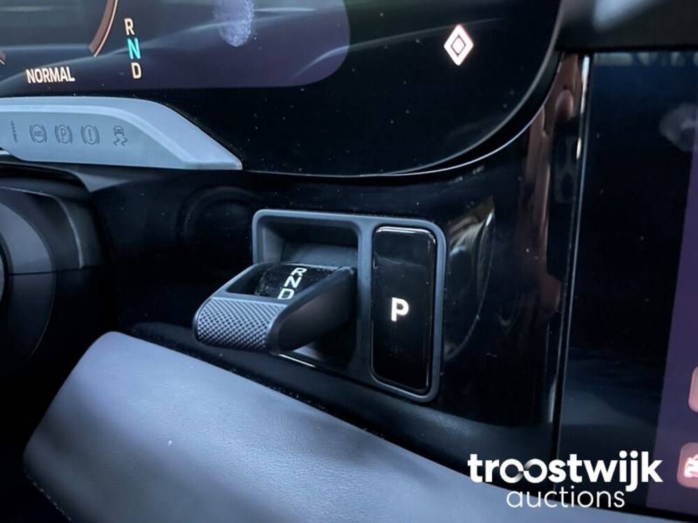 Porsche Taycan 4S Performance 84 kWh Auto