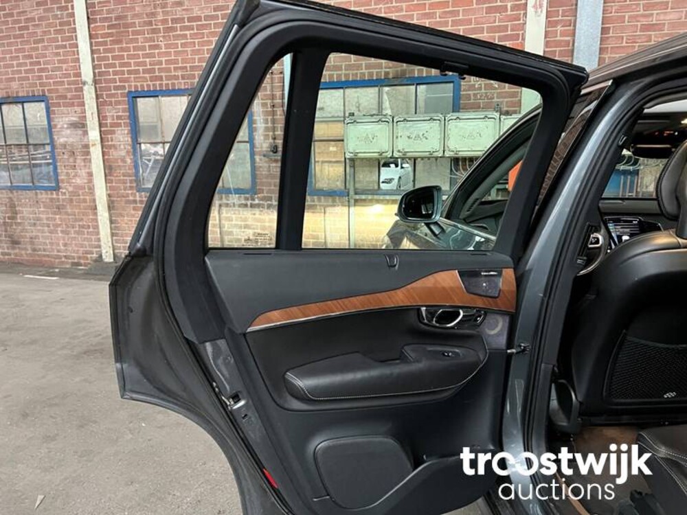 Volvo XC90 2.0 T8 Twin Engine 320pk 2015 7-Persoon -Org. NL-, HS-691-B