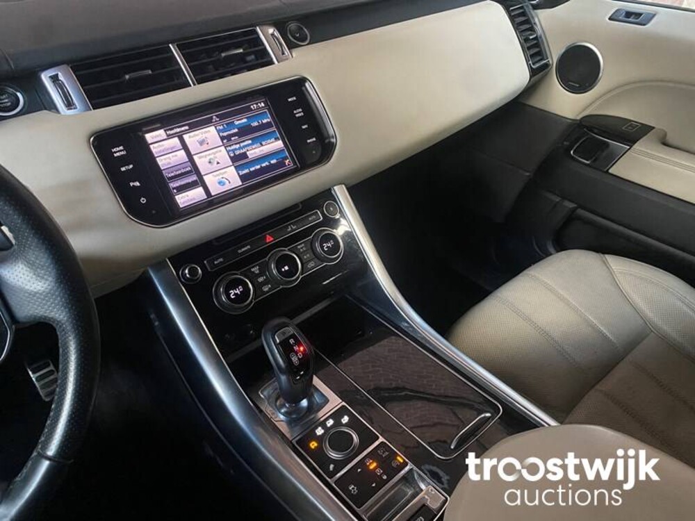 Land Rover Range Rover Sport 3.0 SDV6 Autobiography Auto