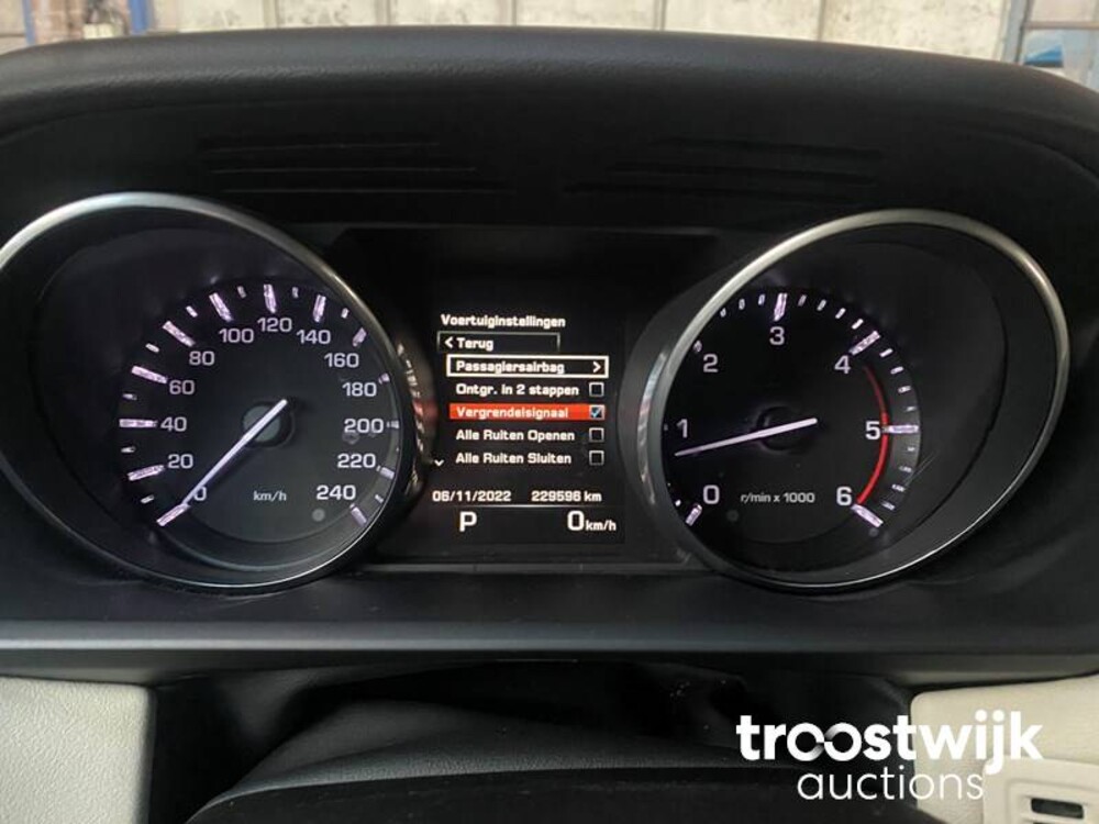 Land Rover Range Rover Sport 3.0 SDV6 Autobiography Auto