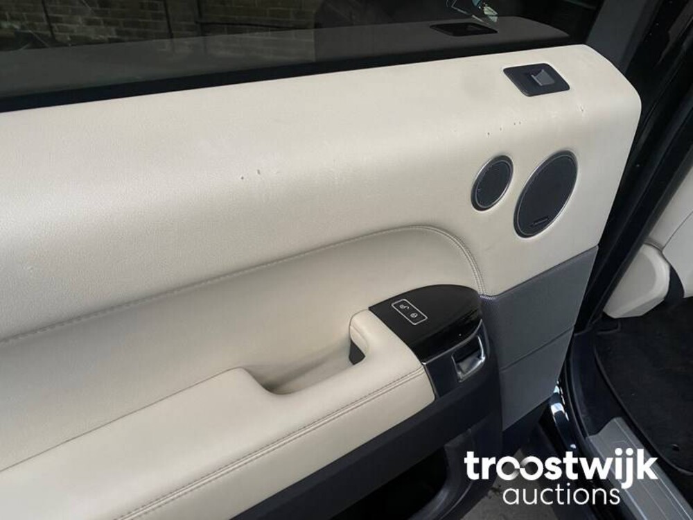 Land Rover Range Rover Sport 3.0 SDV6 Autobiography Auto