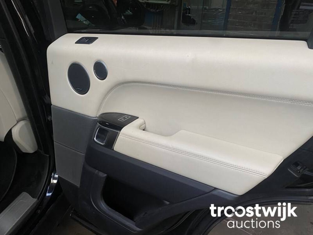 Land Rover Range Rover Sport 3.0 SDV6 Autobiography Auto