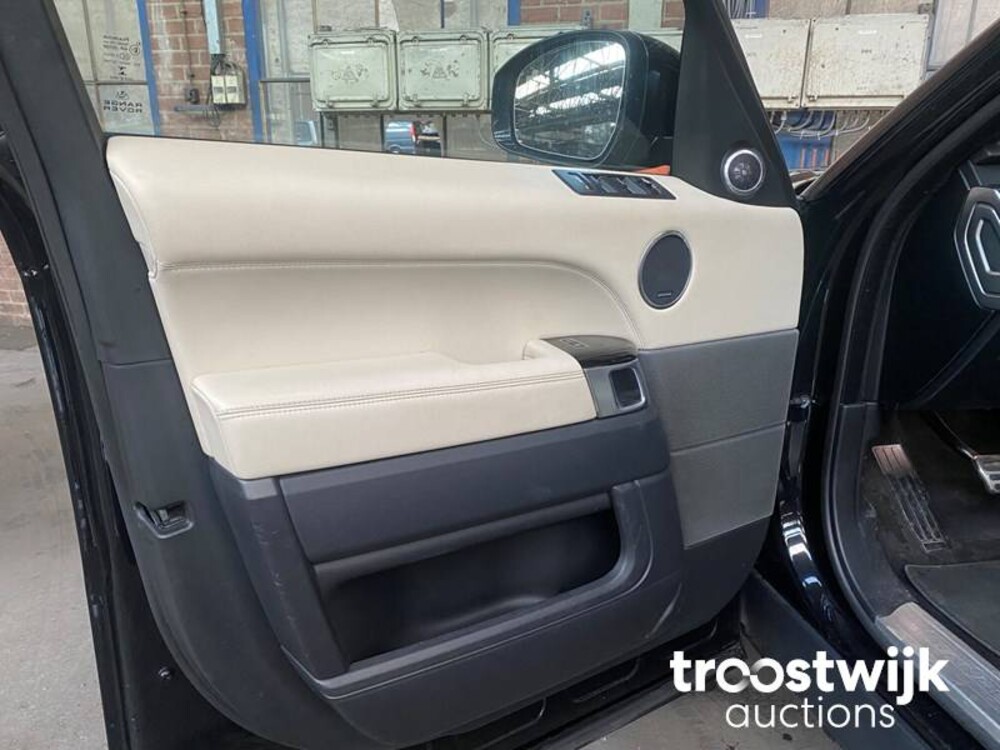 Land Rover Range Rover Sport 3.0 SDV6 Autobiography Auto