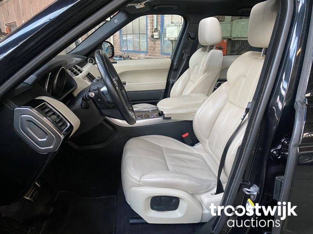 Land Rover Range Rover Sport 3.0 SDV6 Autobiography Auto