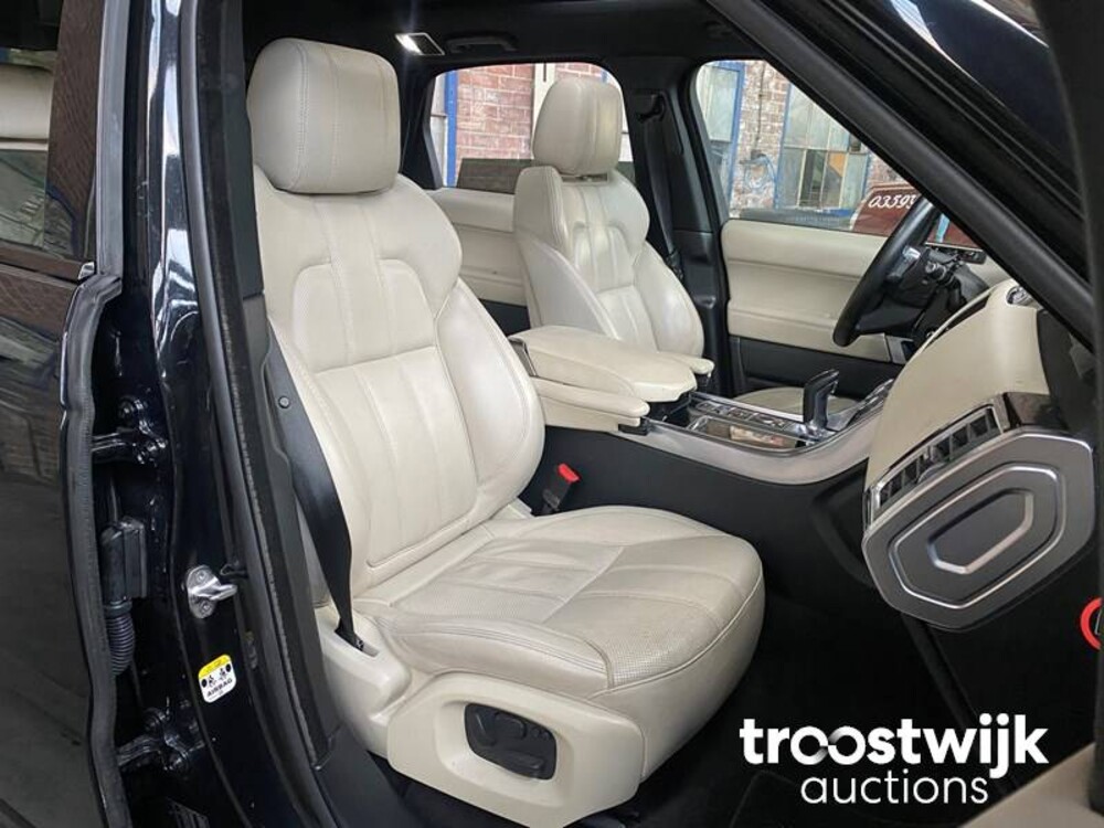 Land Rover Range Rover Sport 3.0 SDV6 Autobiography Auto