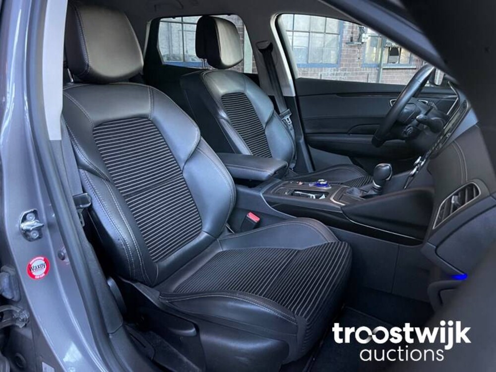 Renault Talisman Estate TCe Intens Auto