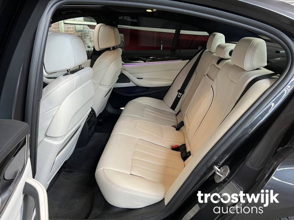 BMW 540i xDrive M-PERFORMANCE M-Sport Auto