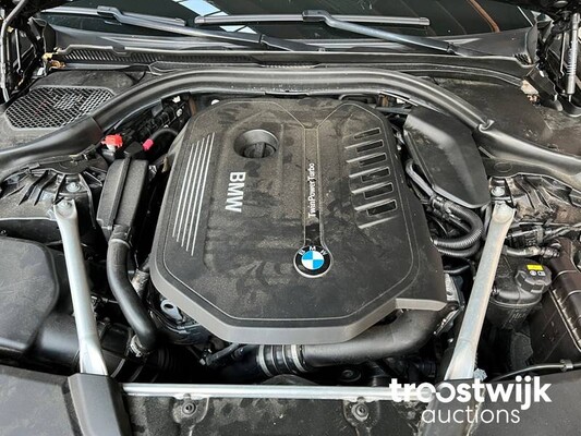 BMW 540i xDrive M-PERFORMANCE M-Sport Car