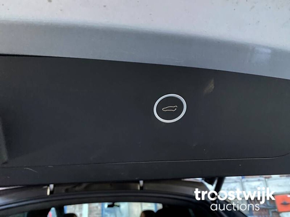 Tesla Model X 100D  417pk 2018, TP-965-P