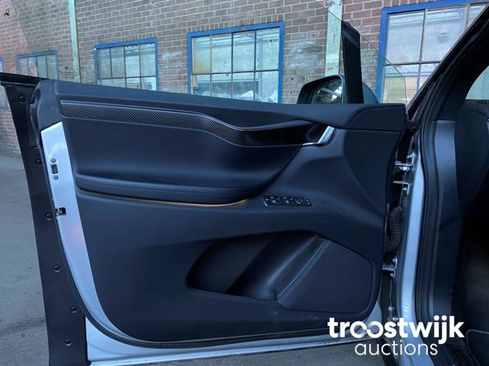 Tesla Model X 100D  417pk 2018, TP-965-P