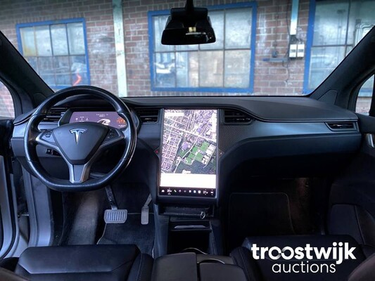 Tesla Model X 100D  417pk 2018, TP-965-P