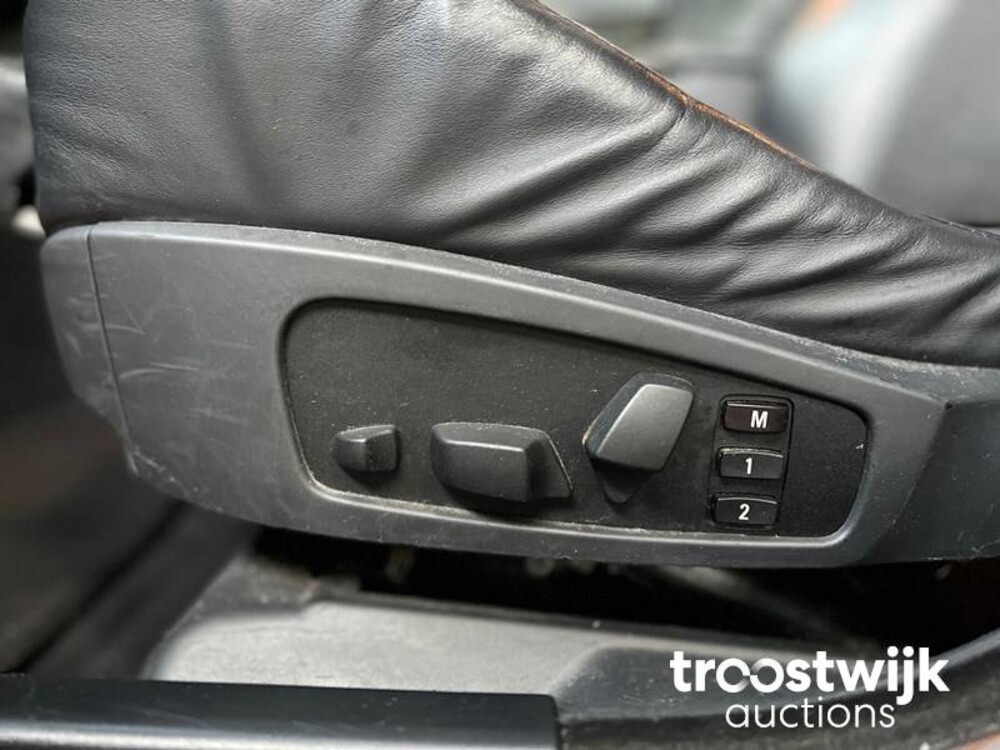 BMW 530i M-Sport E60 231pk 2004 5-serie Auto