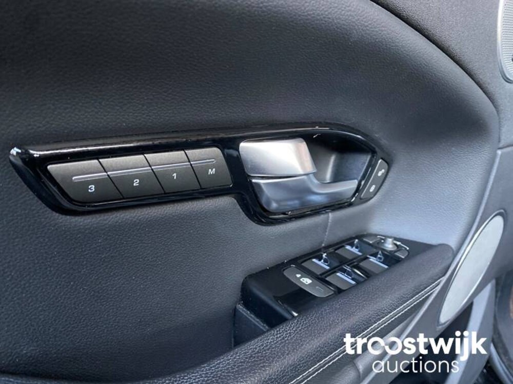 Land Rover Range Rover Evoque 2.0 Cabriolet Convertible Dynamic Auto