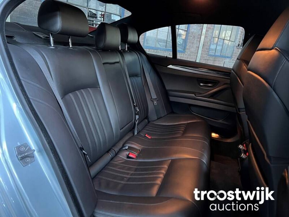 BMW M5 V8 4.4 5-serie Auto