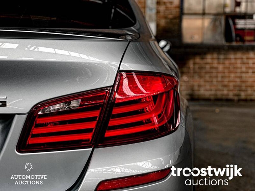 BMW M5 V8 4.4 5-serie Auto