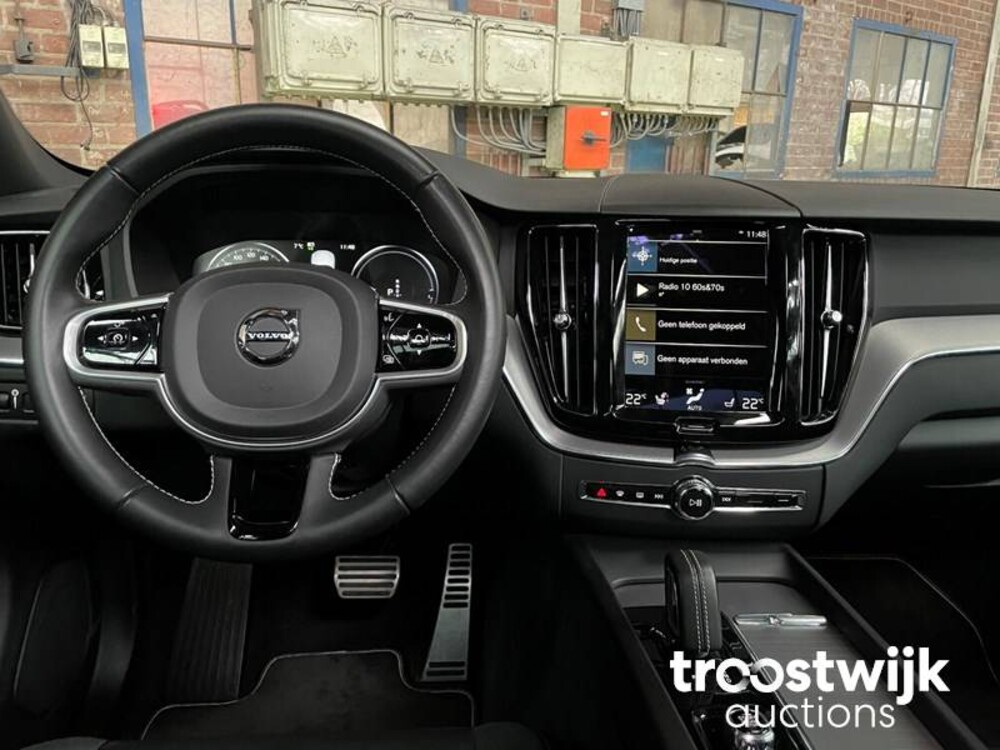 Volvo XC60 T8 R-Design Recharge 389pk 2021 -Fabrieksgarantie-