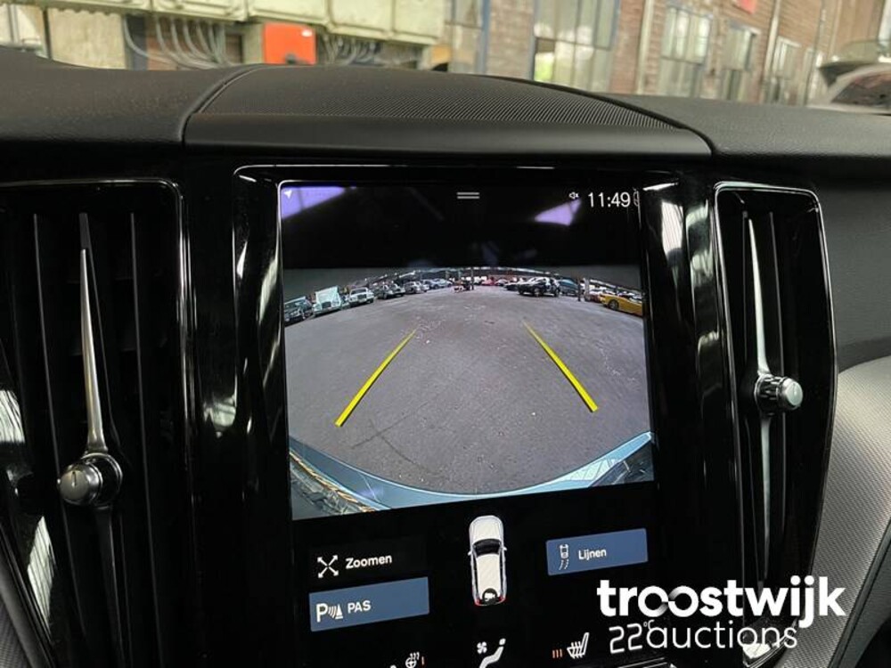 Volvo XC60 T8 R-Design Recharge 389pk 2021 -Fabrieksgarantie-
