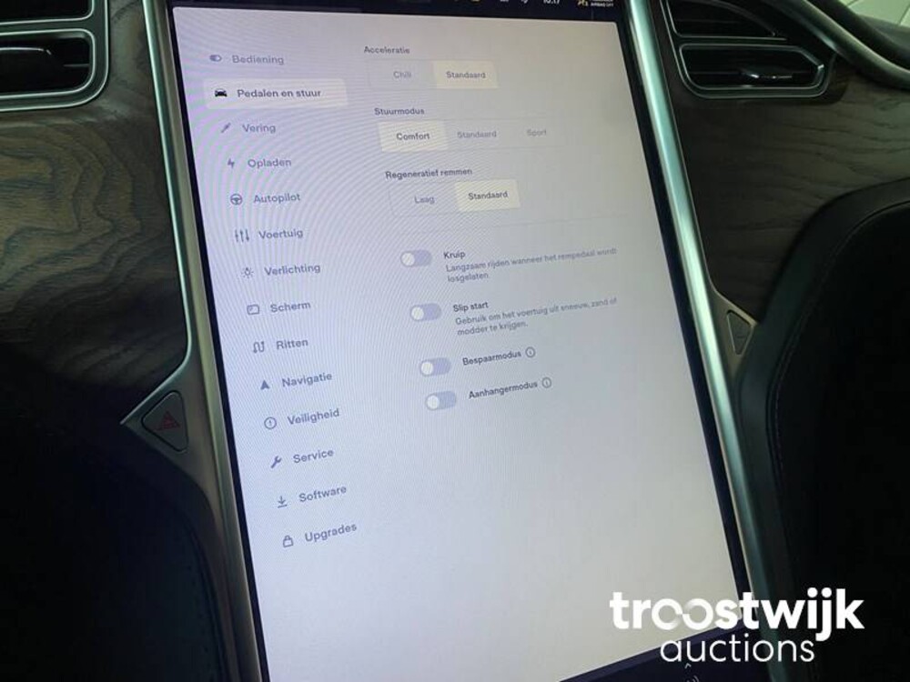 Tesla Model X 90D Base Auto