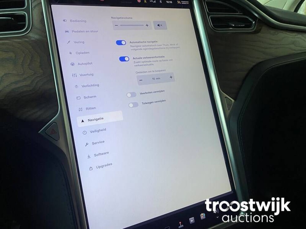 Tesla Model X 90D Base Auto