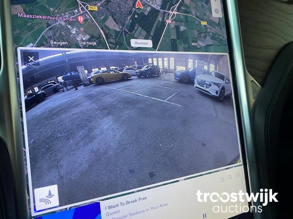 Tesla Model X 90D Base Auto