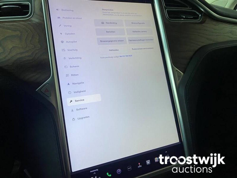 Tesla Model X 90D Base Auto