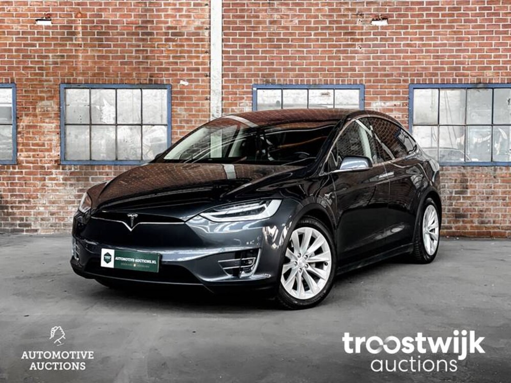 Tesla Model X 90D Base Auto