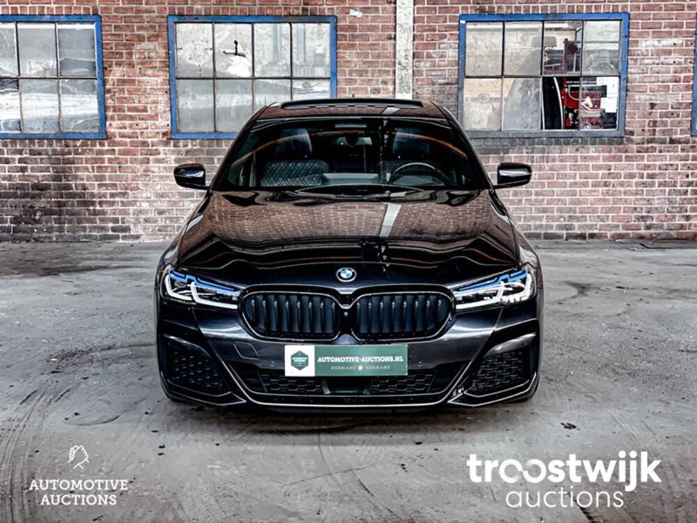 BMW 530d M-Pakket High Executive 5-serie -Orig. NL- Facelift 286pk 2021, K-747-SL -Fabrieksgarantie-