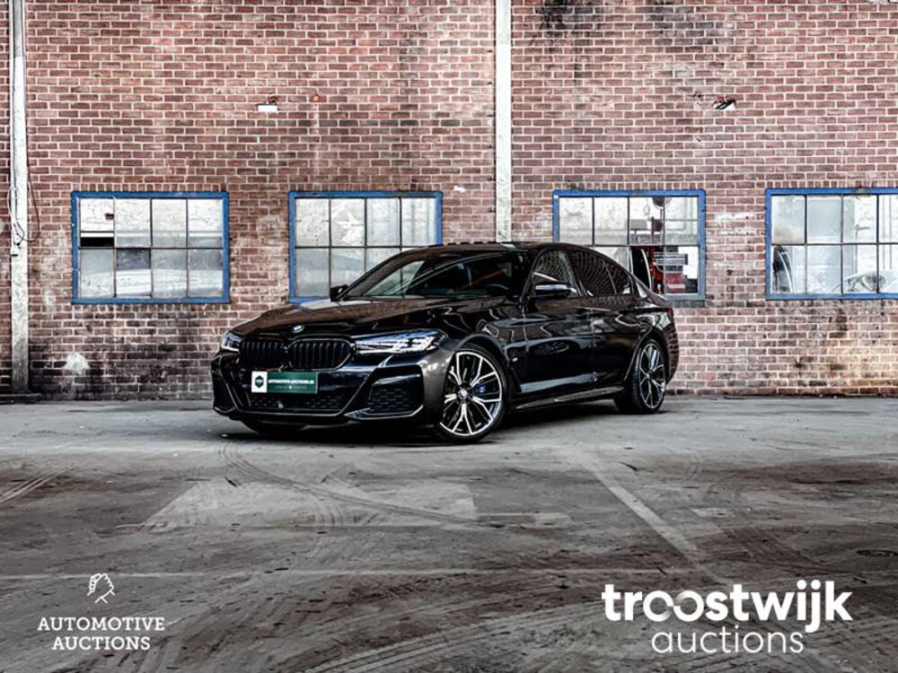 BMW 530d M-Pakket High Executive 5-serie -Orig. NL- Facelift 286pk 2021, K-747-SL -Fabrieksgarantie-