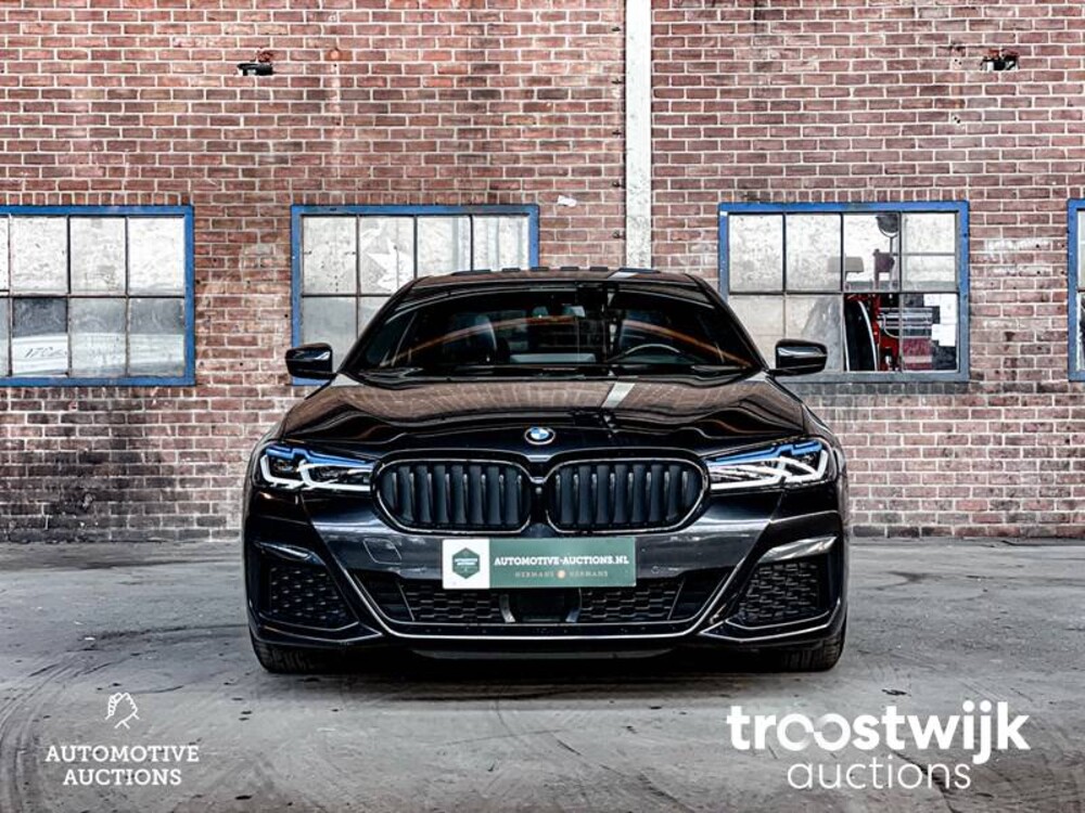 BMW 530d M-Pakket High Executive 5-serie -Orig. NL- Facelift 286pk 2021, K-747-SL -Fabrieksgarantie-
