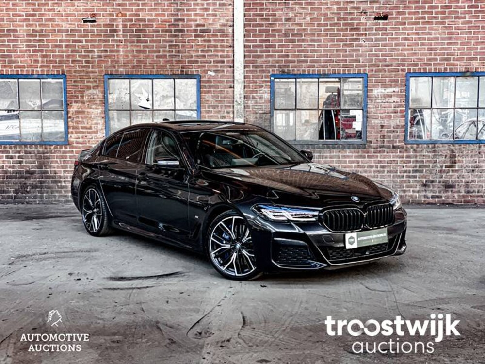 BMW 530d M-Pakket High Executive 5-serie -Orig. NL- Facelift 286pk 2021, K-747-SL -Fabrieksgarantie-