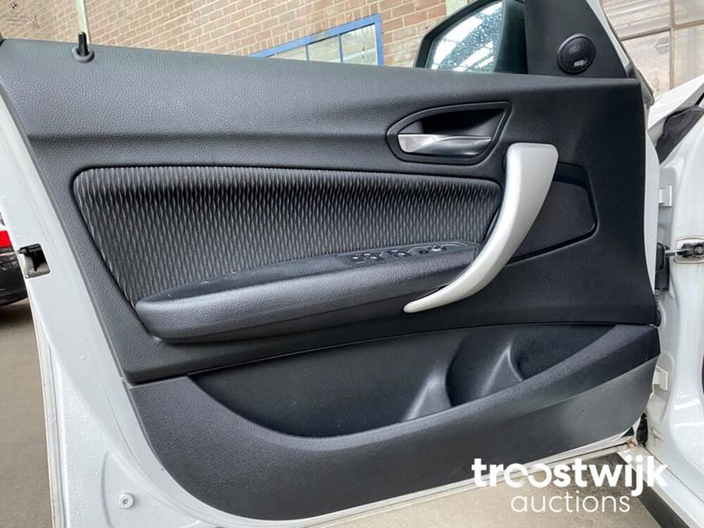 BMW 116d Business+ Auto