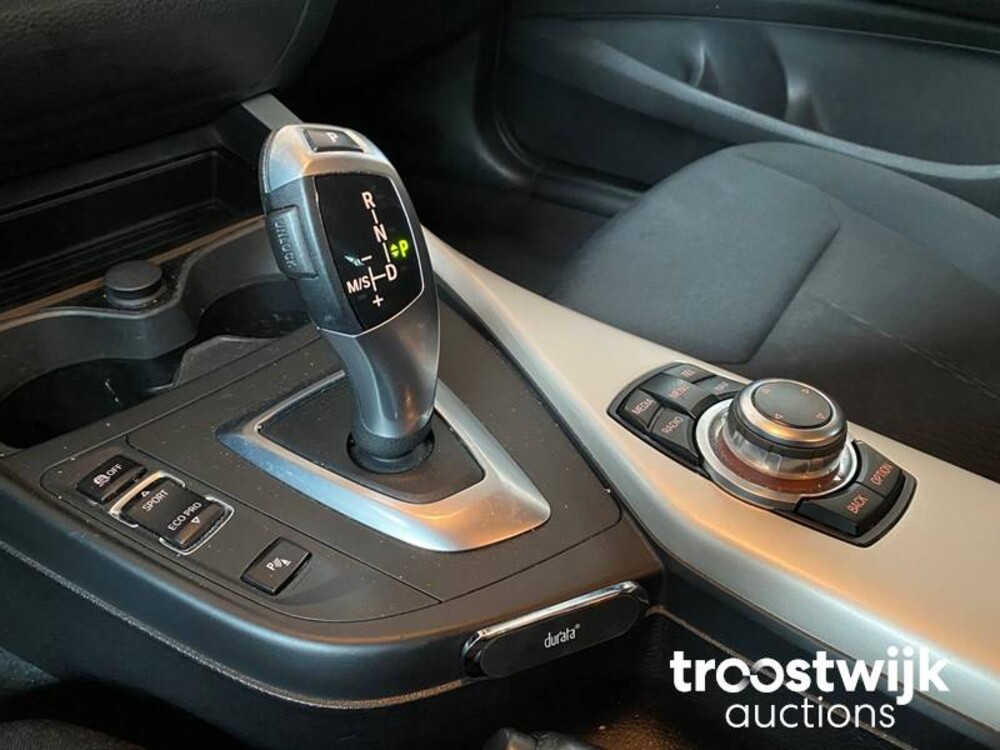 BMW 116d Business+ Auto