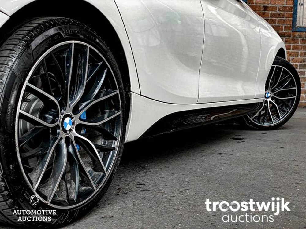 BMW 116d Business+ Auto