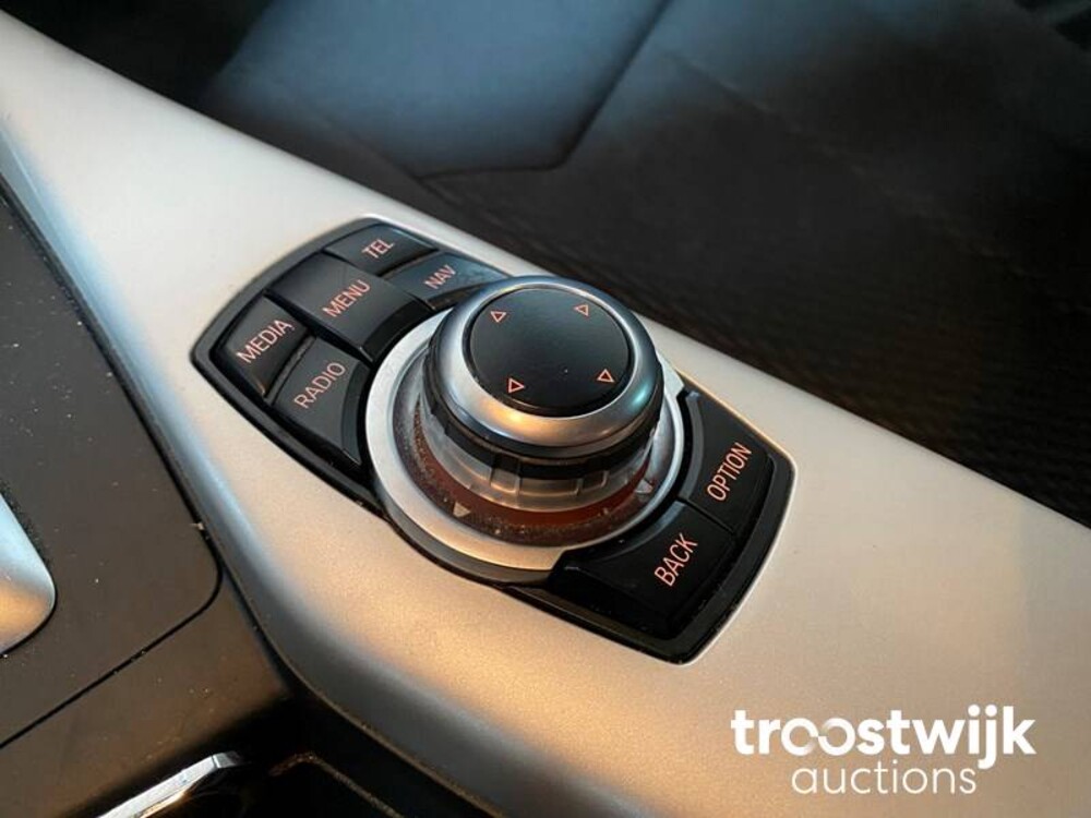 BMW 116d Business+ Auto