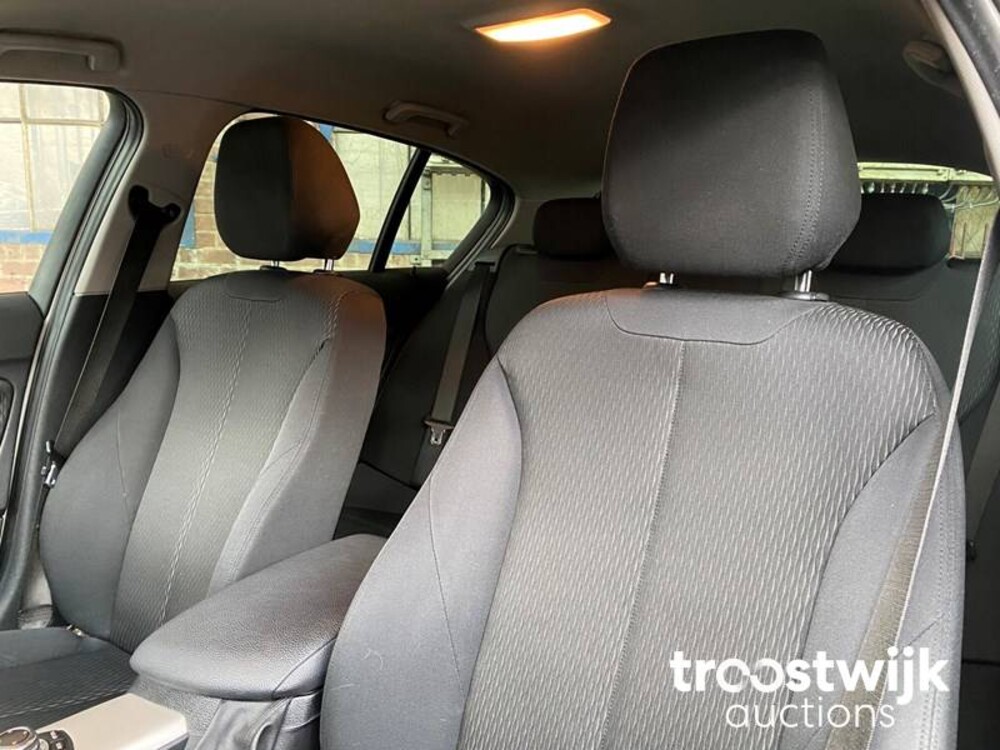 BMW 116d Business+ Auto