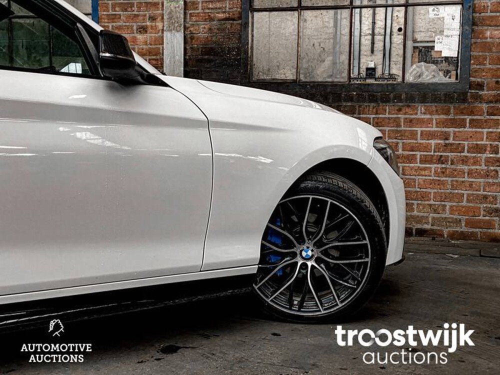 BMW 116d Business+ Auto