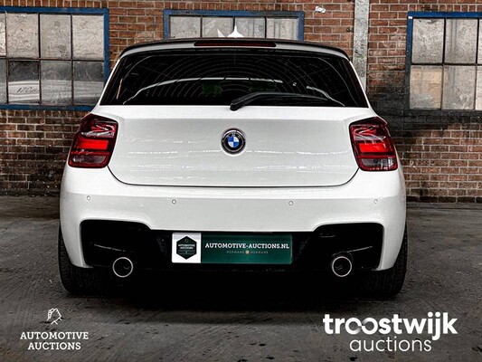 BMW 116d Business+ Car