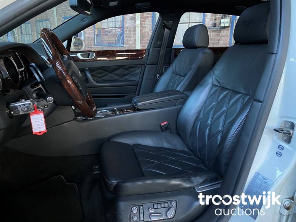 Bentley Continental Flying Spur 6.0 W12 Auto