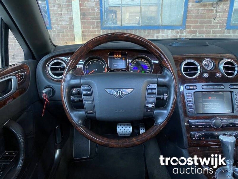 Bentley Continental Flying Spur 6.0 W12 Auto