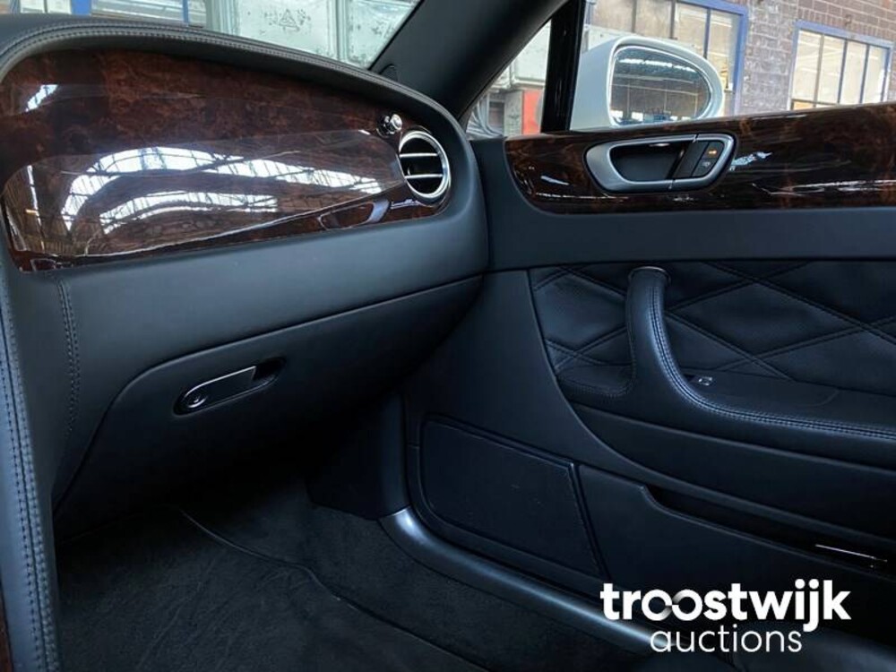 Bentley Continental Flying Spur 6.0 W12 Auto