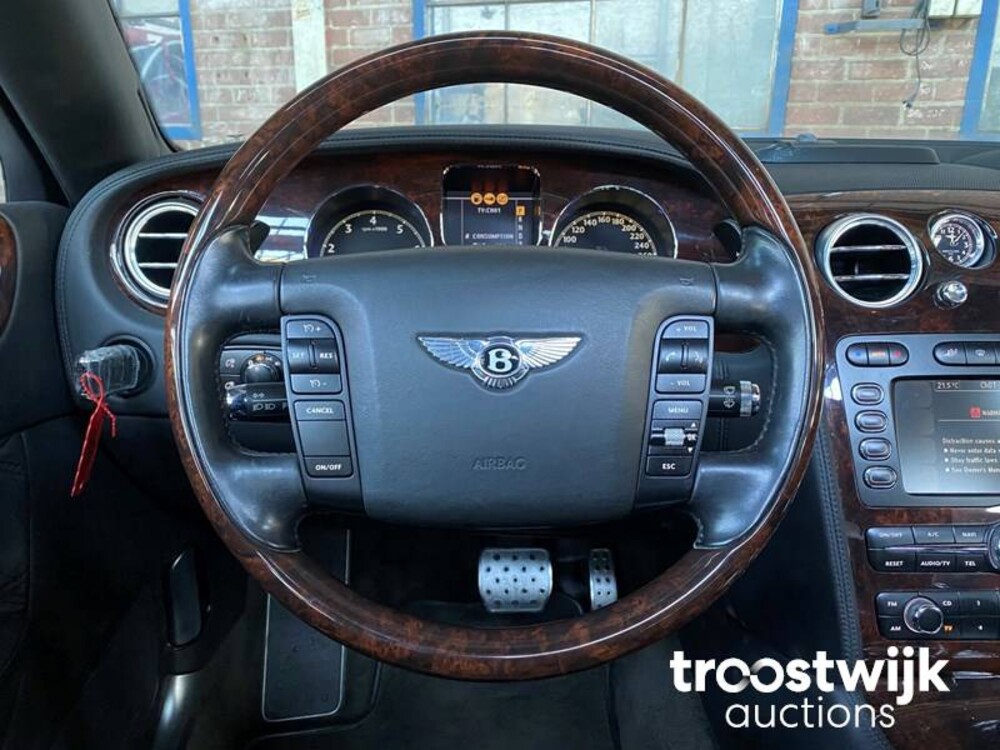Bentley Continental Flying Spur 6.0 W12 Auto